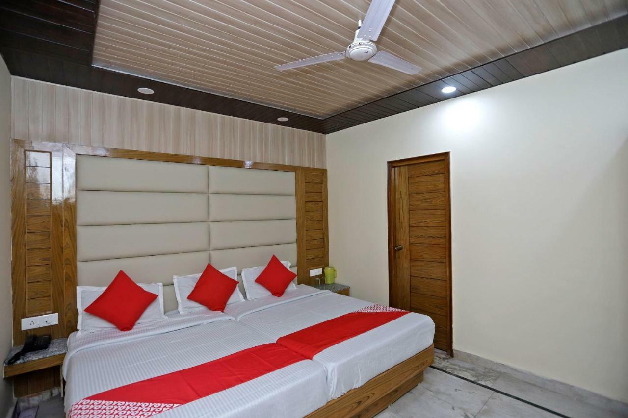 Oyo 39066 Hotel Star View Mussoorie Exteriör bild