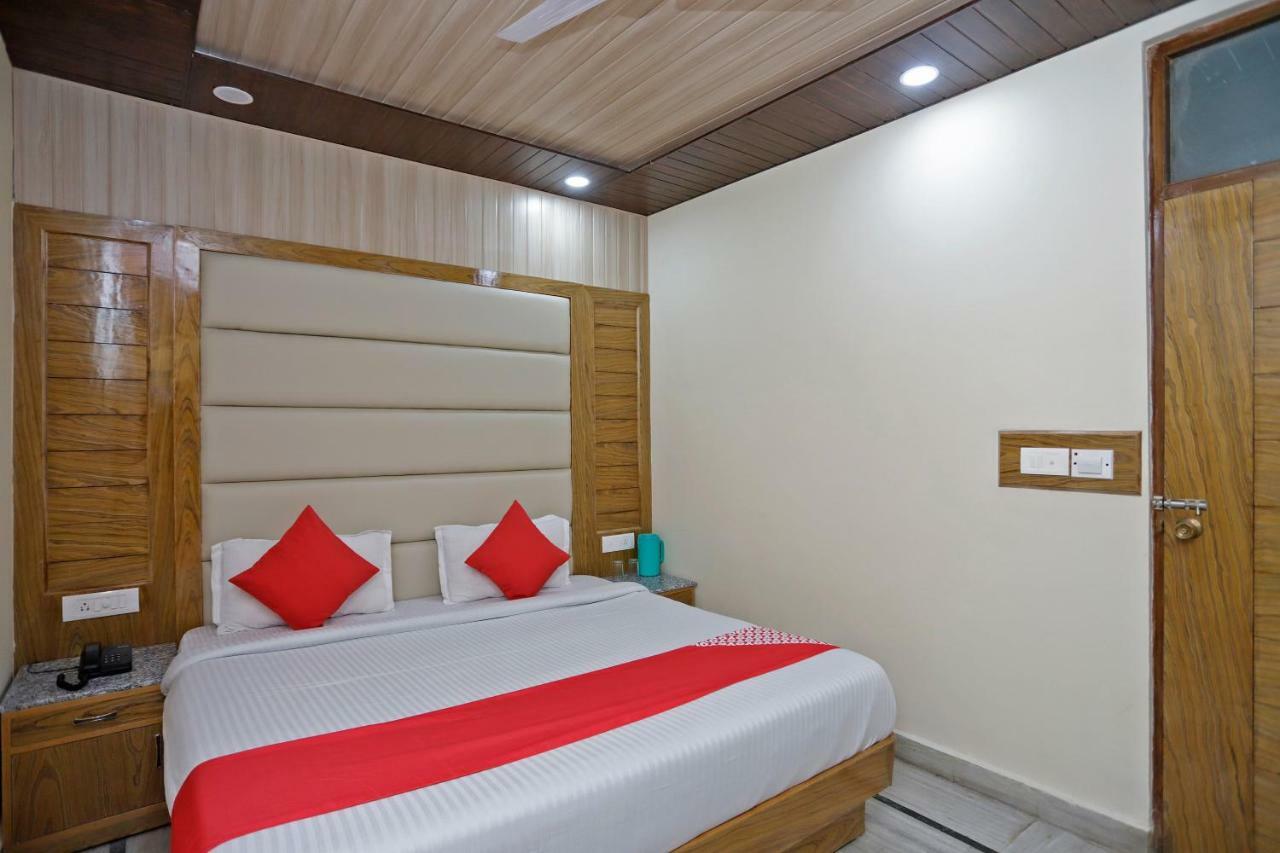 Oyo 39066 Hotel Star View Mussoorie Exteriör bild