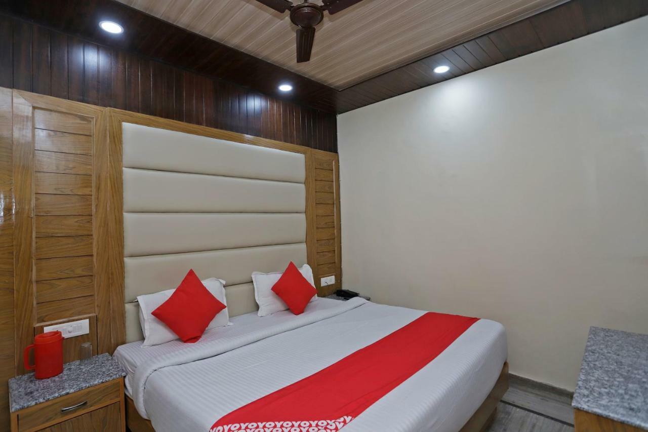 Oyo 39066 Hotel Star View Mussoorie Exteriör bild