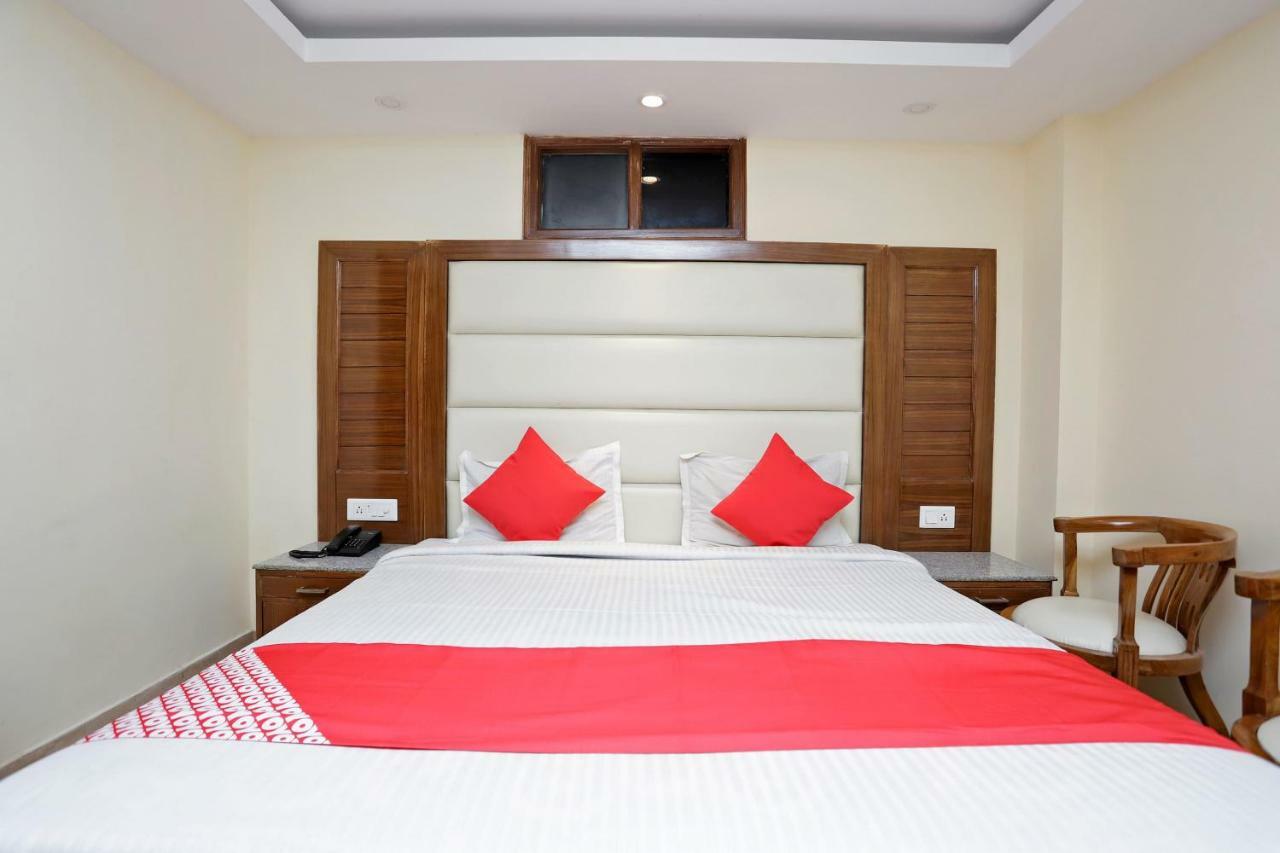 Oyo 39066 Hotel Star View Mussoorie Exteriör bild
