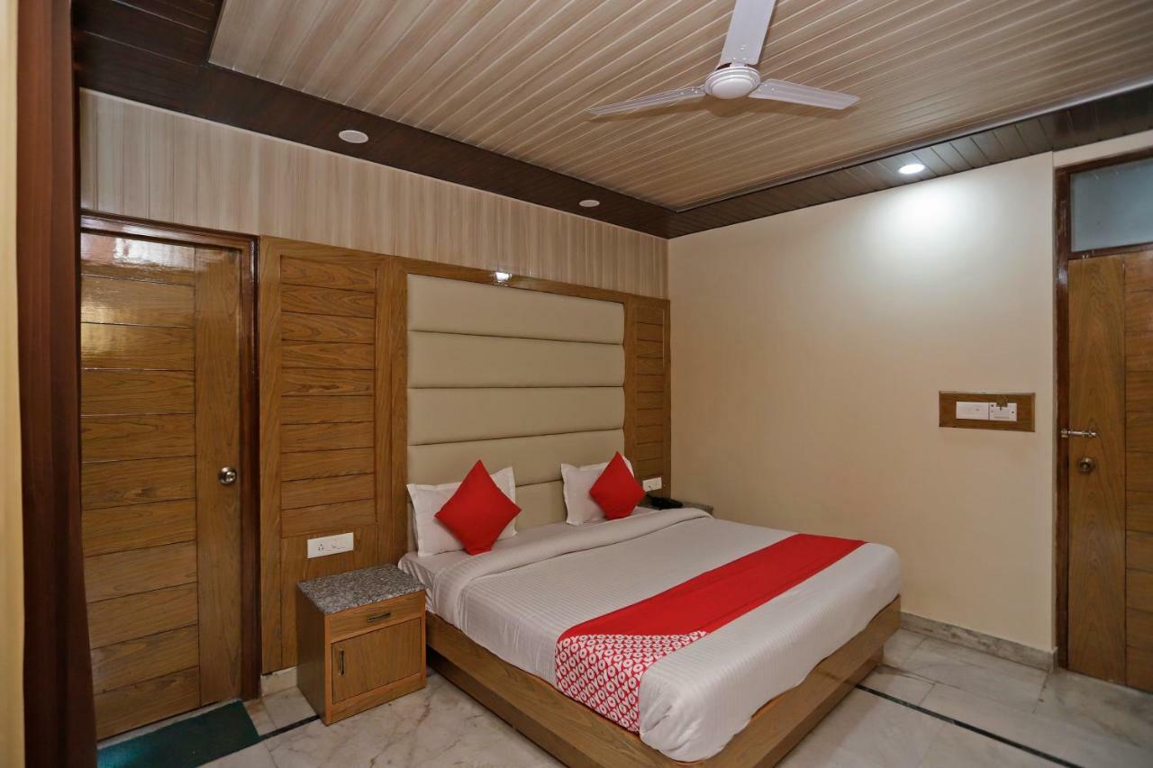 Oyo 39066 Hotel Star View Mussoorie Exteriör bild