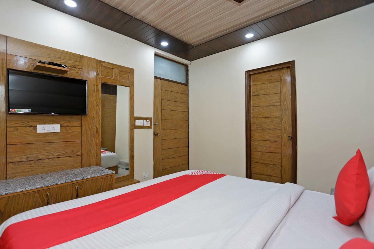 Oyo 39066 Hotel Star View Mussoorie Exteriör bild