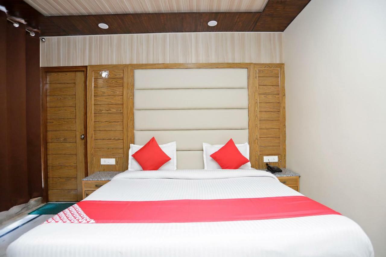 Oyo 39066 Hotel Star View Mussoorie Exteriör bild